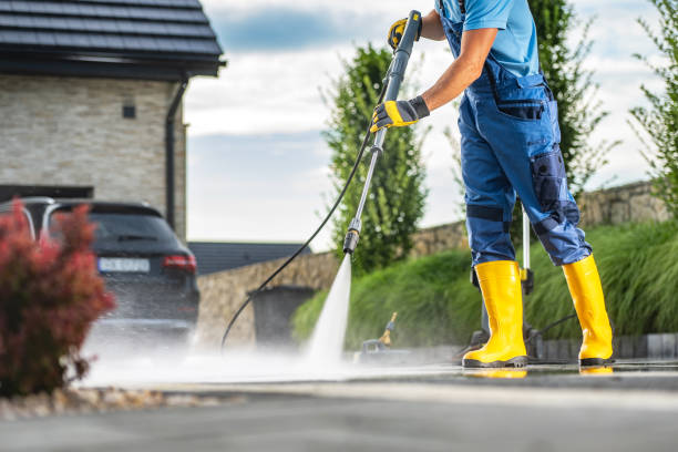 Fence Pressure Washing in Houghton, MI
